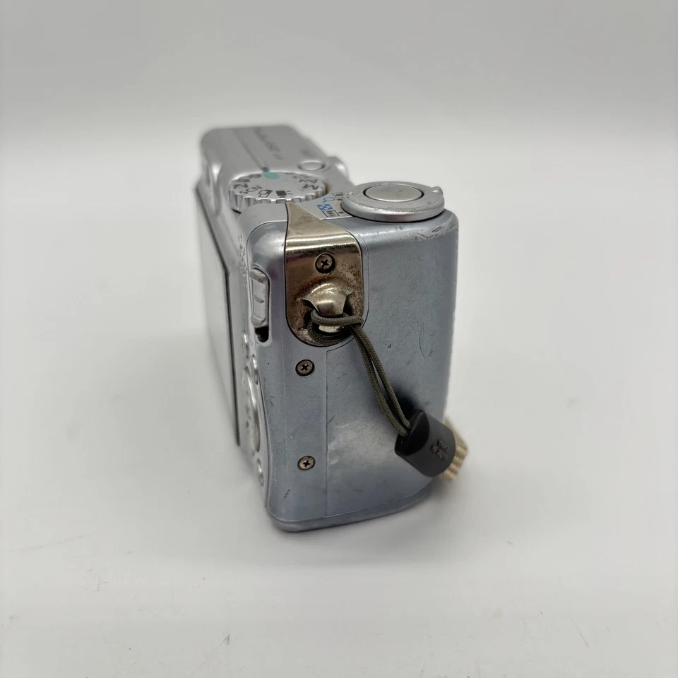 Canon PowerShot A540 6.0MP Digital Camera **Works but Poor Condition** - Image 4 of 4