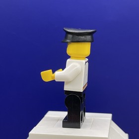 LEGO&reg; Minifig air049 - Airport - Pilot