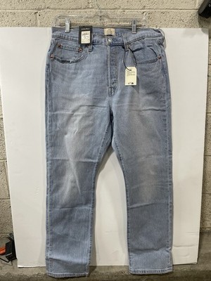 Levis 501 Jeans Mens 32x30 Light Wash Denim Original Fit Stretch Button Fly new