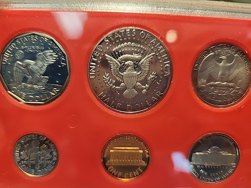 1981 United States Proof Set - Picture 3 of 4
