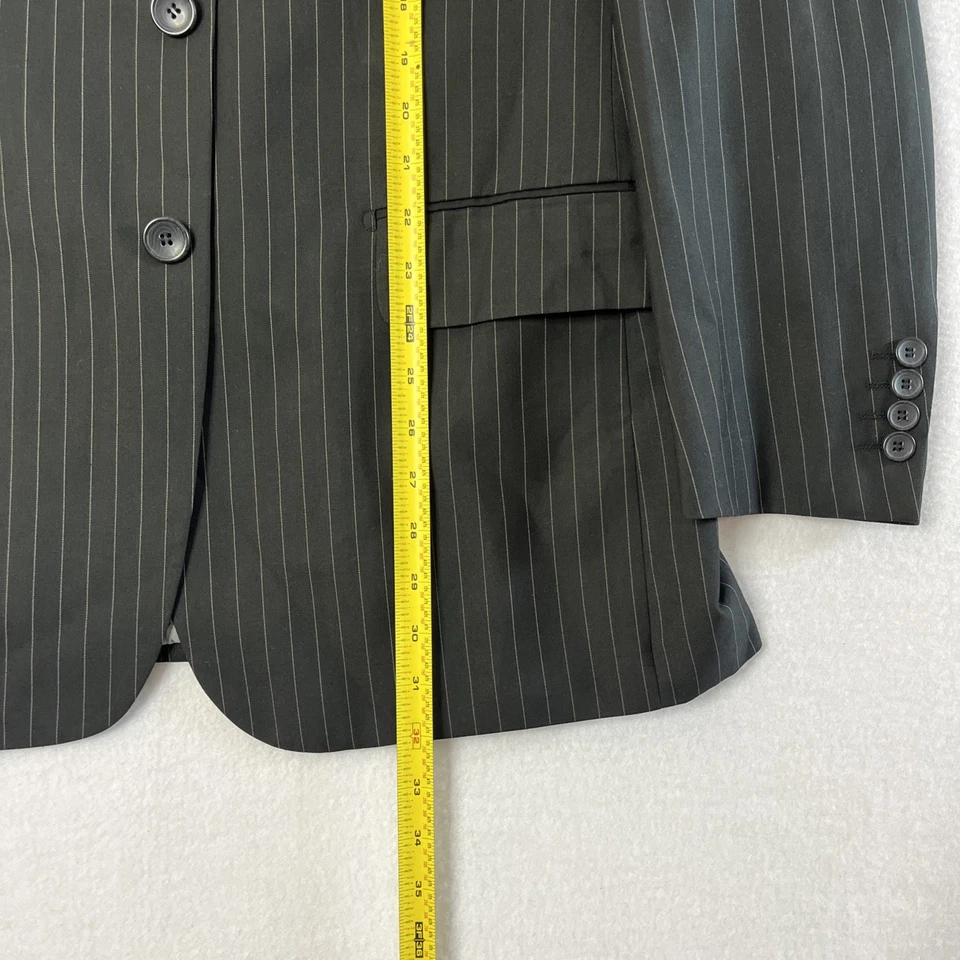 Vinci Men’s black Chalk Stripe 3 Piece Suit 40R 34x31 Pants Designed In Italy - Image 3 of 4
