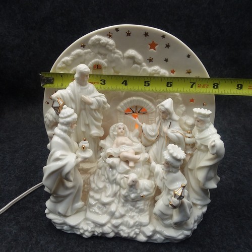Vintage Dillards Besatz beleuchteter Stall mit Krippenfiguren Weihnachten - Bild 9 von 10