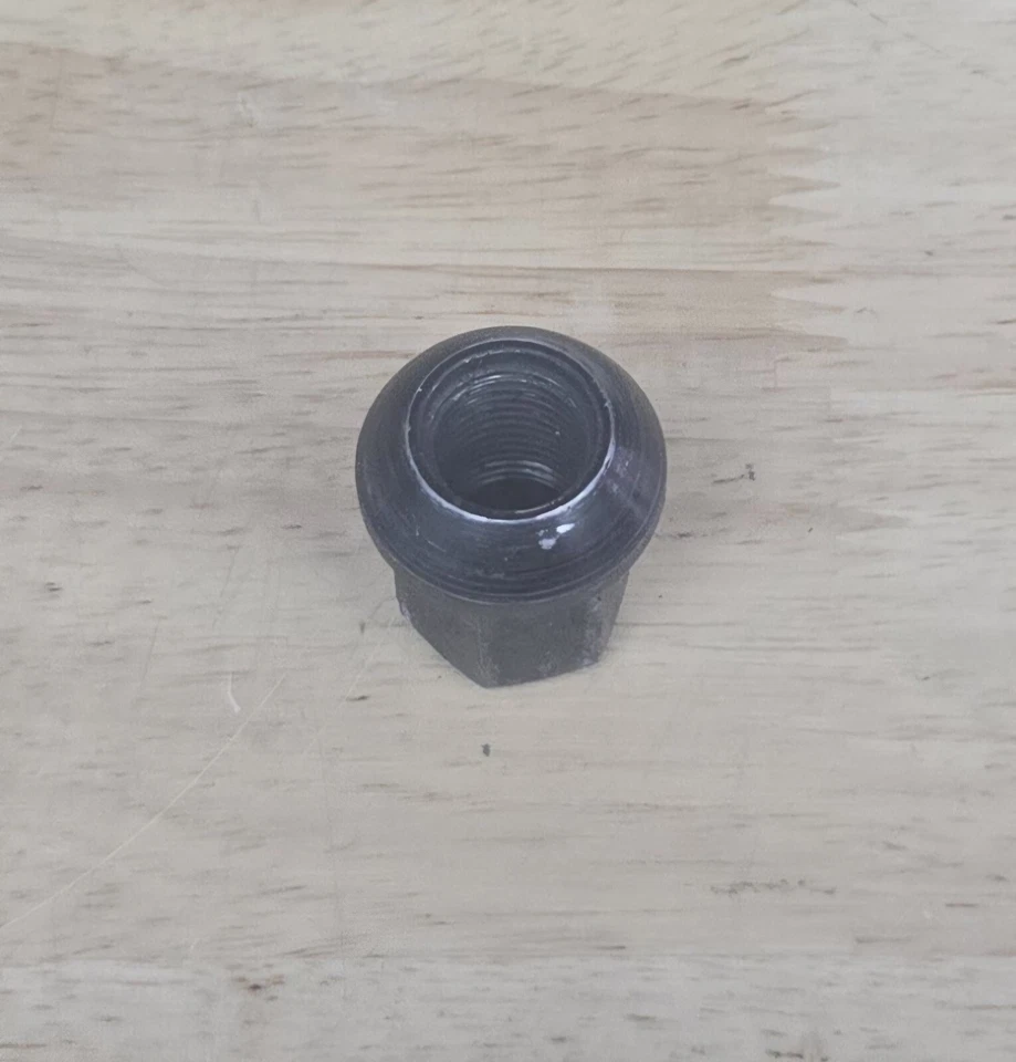 Tuerca de rueda Porsche 944 951 OEM 1 Foto 4 de 4