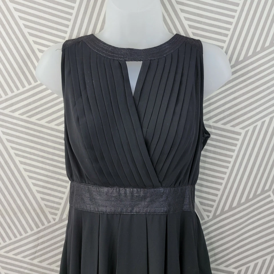 Encantador Vestido de Fiesta Charlie Talla Pequeña Espalda Cerradura Recortado Envoltura Cuero Sintético Foto 2 de 4