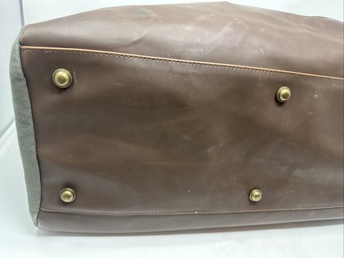 Borsone Finley Mill 20 pollici 35 L Danville pelle vegan tela marrone verde NUOVO - Foto 16 di 22