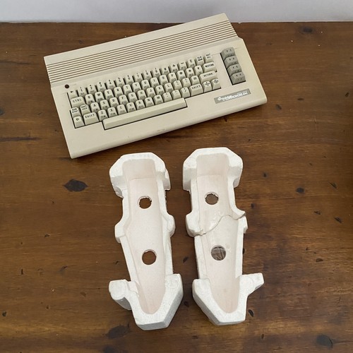Drean Commodore 64C Personal computer con scatola - Foto 12 di 23