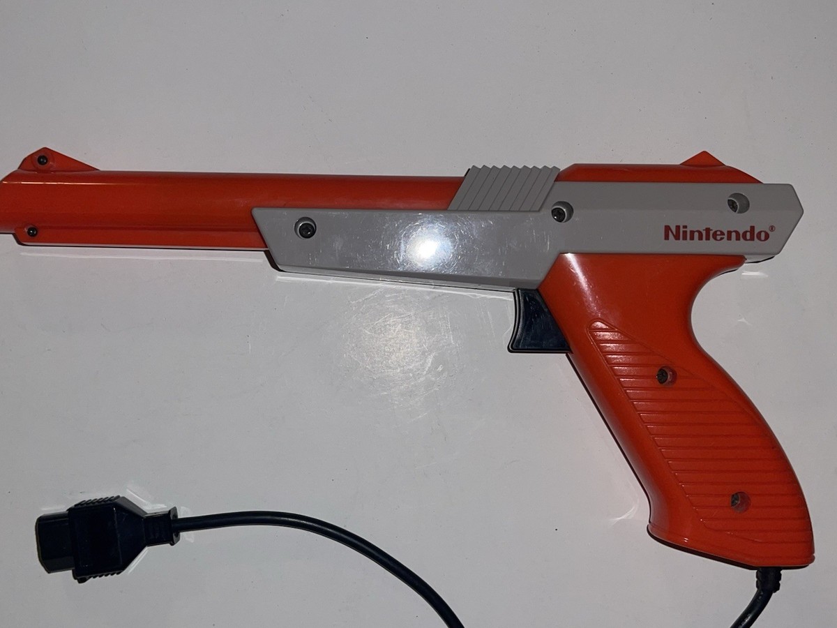 Nintendo NES Zapper Gun NES-005 Orange 1985 OEM Light Gun