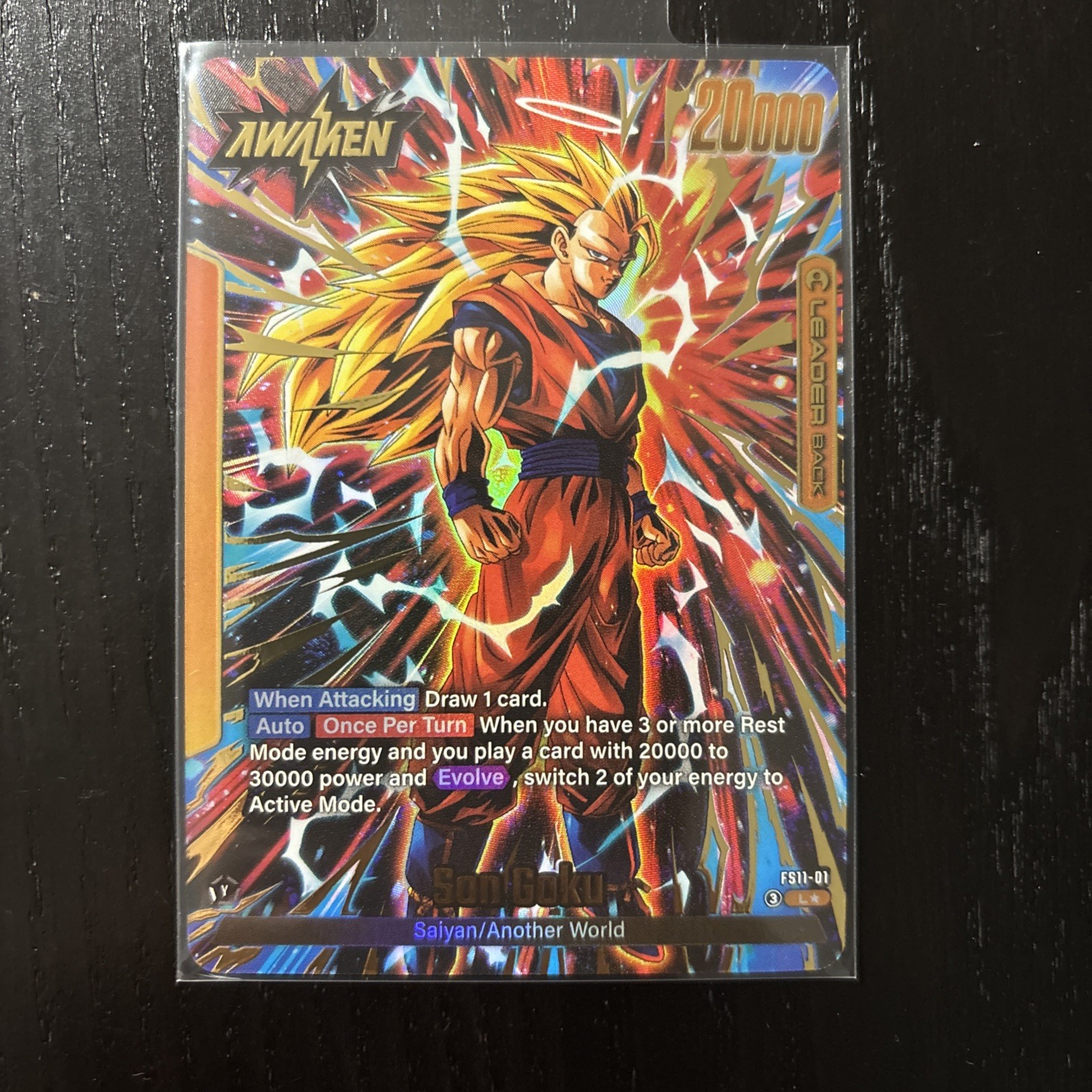 Dragon Ball Son Goku Super Saiyan 3 FS11-01 Gold Alt Art Leader Awaken NM