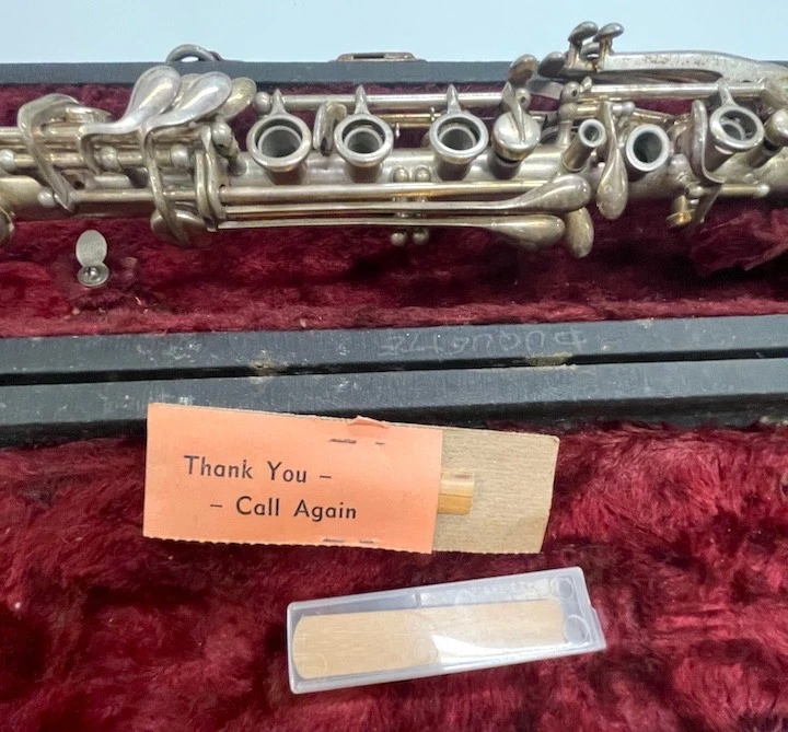 Clarinete de plata vintage C. J. Boston Elkhart Indiana en estuche Foto 2 de 4
