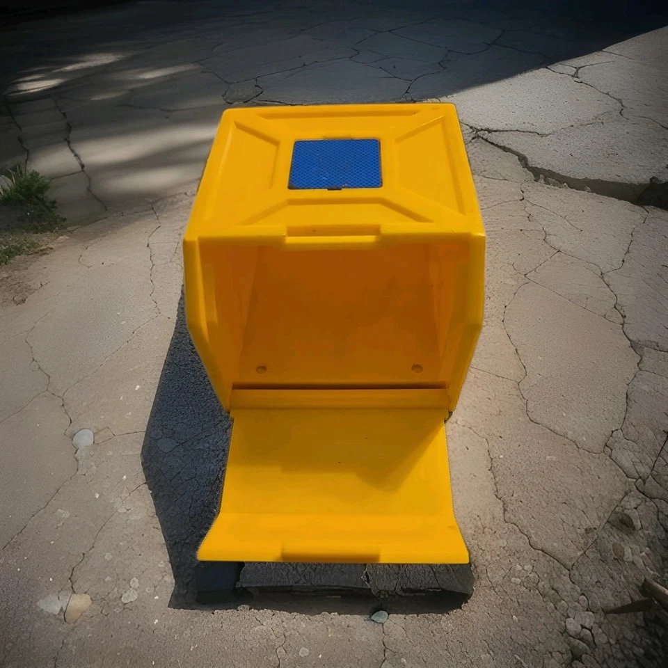 1986 Coleco STARCOM Battlecrane vehicle CARGO POD part - Image 3 of 3