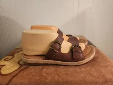 Born Womens sz 8/39 Brown Leather Slip On Low Wedge Slides Sandals #39