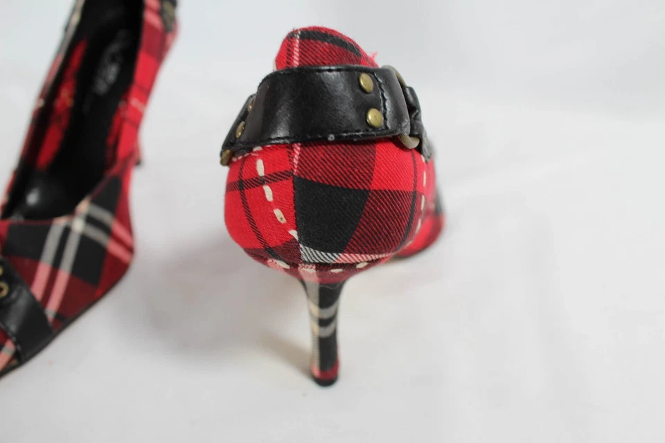 Tacones altos vintage Y2K punta roja tartán a cuadros talla 7 1/2 punk y emo gótico Foto 4 de 4