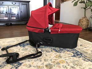baby jogger deluxe bassinet