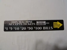 IGT S2000 Slot Machine Accepts Bills Tickets Strip / Faceplate
