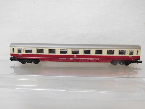 MES-56057	Arnold Spur N Personenwagen DB 618019-90094-2  | Zustand: Gebraucht