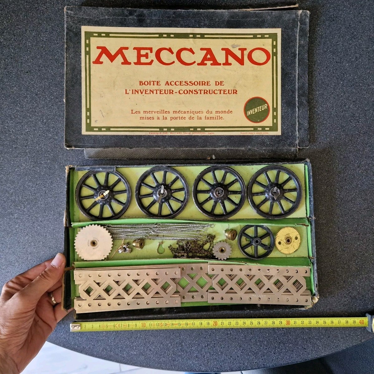 MECCANO boite L'INVENTEUR CONSTRUCTEUR avec roues sans moyeux etc