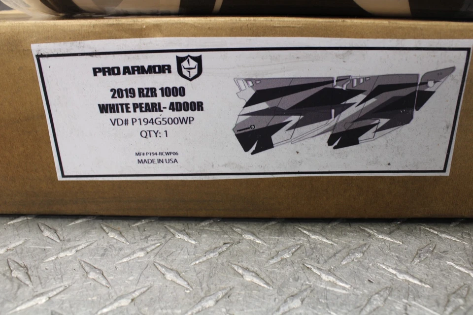 Polaris RZR XP 4 1000 / Turbo Pro Armor Stealth Door Gráfico Blanco Perla y Paseo Foto 2 de 4