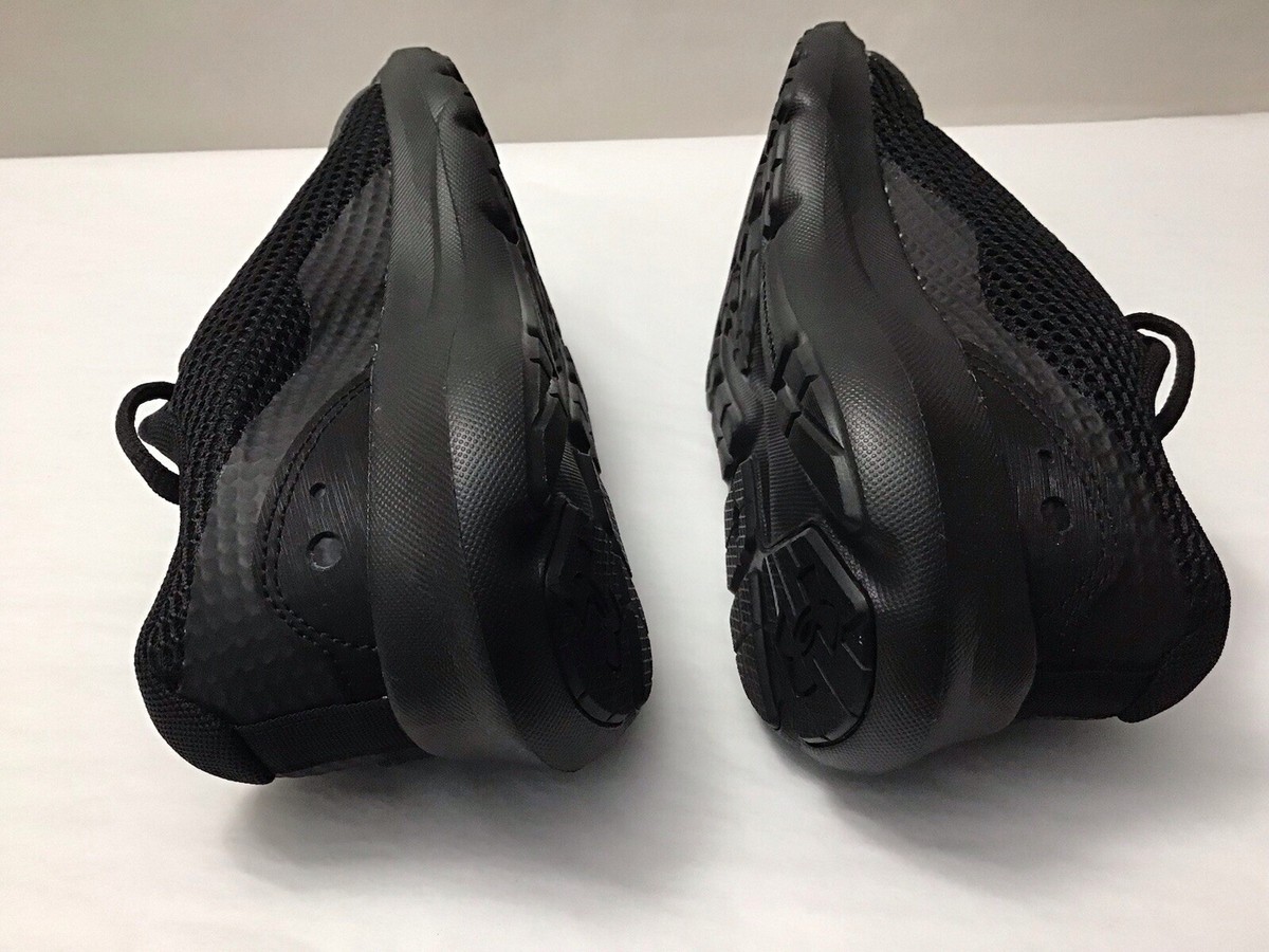 New Under Armour 3024894-002 W Surge 3 Black, Size 6 Women's