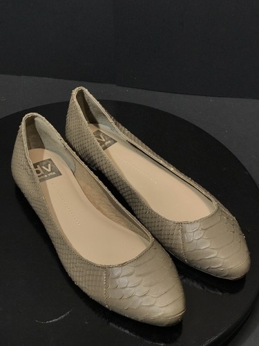Neu Dolce Vita Karena Damen-Embo-Flats Leder taupe Größe US 8 M - Bild 5 von 8