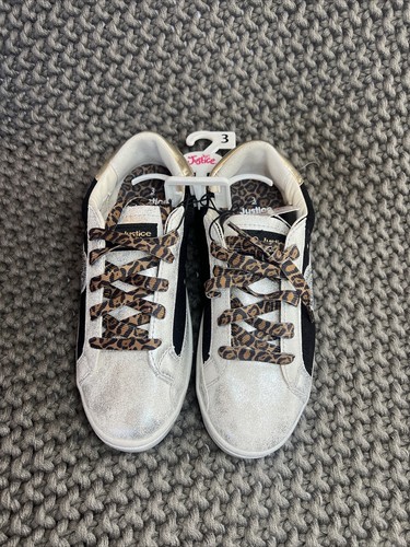 NEW Justice Silver & Black Low Court Fashion Sneakers Girls Size 3 Youth - 第 1/14 張圖片