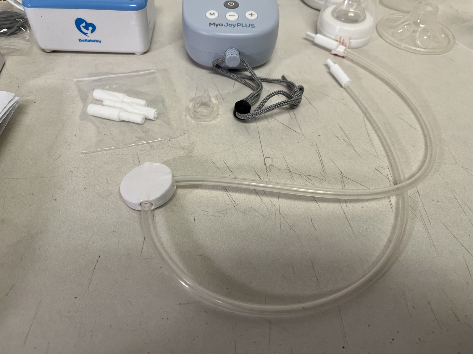 Bellababy  Duo Rechargeable Electric Breast Pump BLA8015-02 + AMEDA MyaJOyPlus