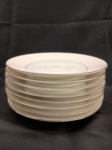 8er Set Vintage Crown Empire Prinzessin Muster 6,25 Zoll Untertasse Teller EUC - Bild 7 von 7