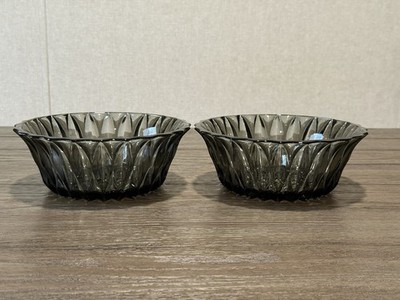 Vintage Set of 2 Libbey Smoke Glass Serving Bowls 8  Diamond Scroll Pattern MCM