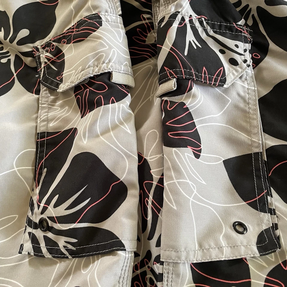 Breakwater Boardshorts Swim Trunks Mens XL Hawaiian Print Hibiscus 2 Pockets - Image 3 of 4