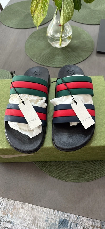 Brand new mever worn original Gucci size 10 Men - Изображение 2 из 3