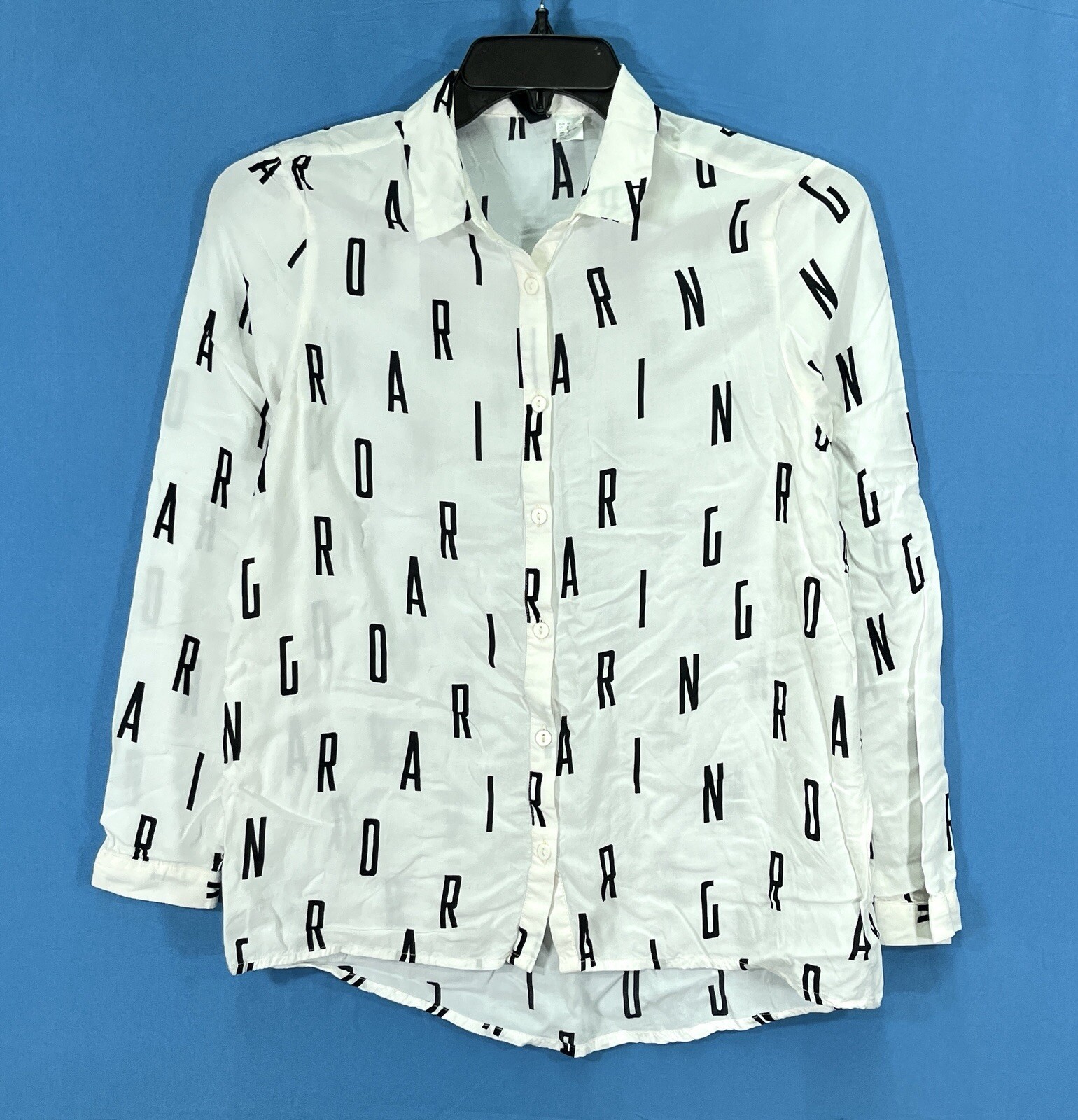 H&M DIVIDED White w/Black Letters ROARING Challis ART TO WEAR Button-Up TOP Sz 8