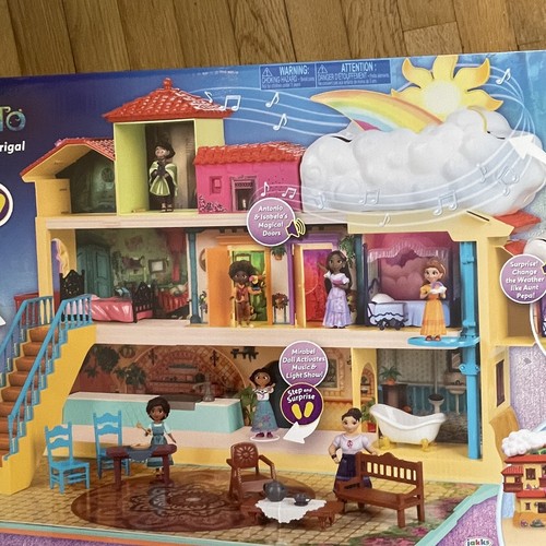 Disney Encanto Bundle Magical Casa and Madrigal Family Doll Gift Set Ships Fast - Picture 6 of 11