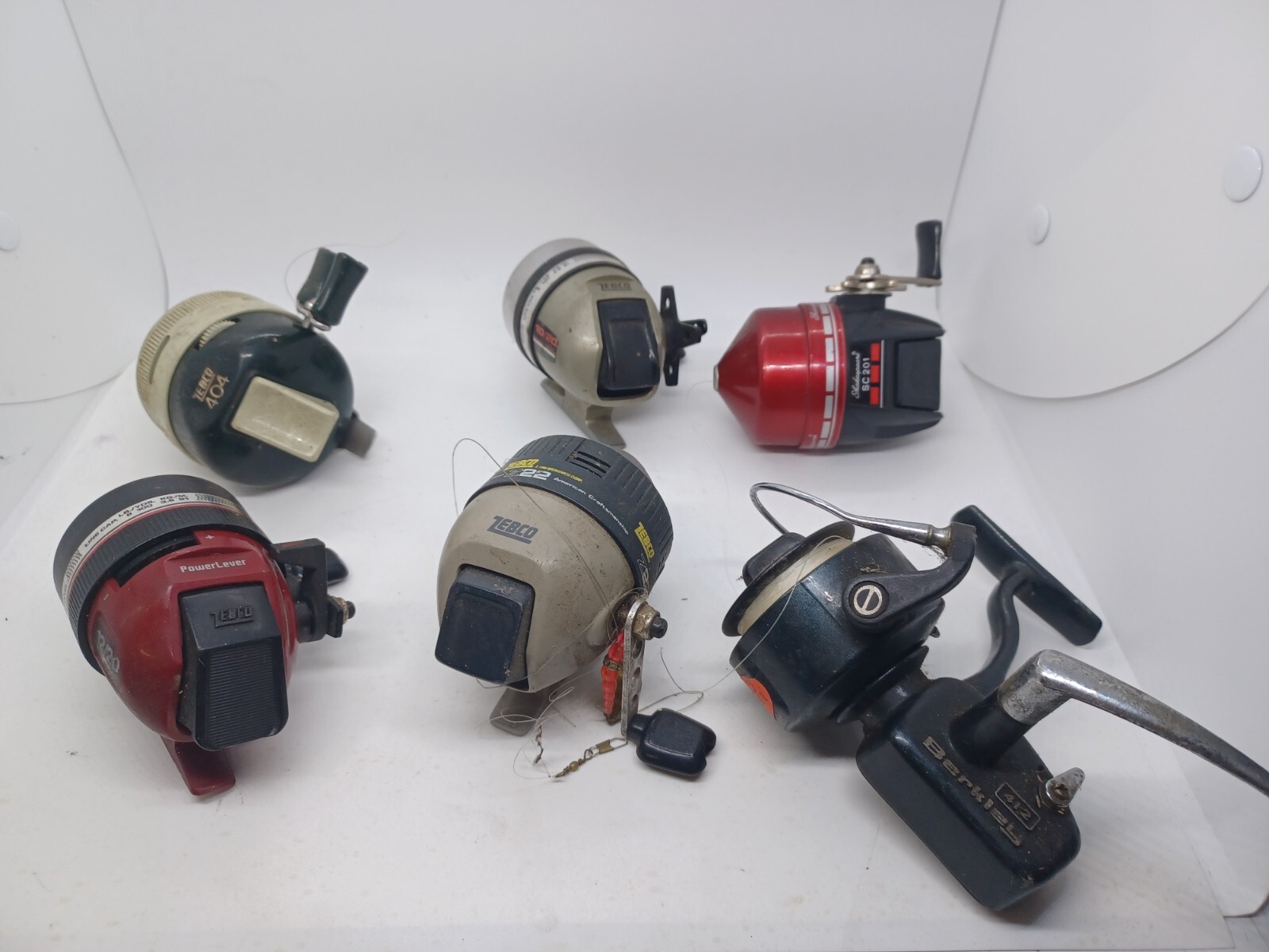 Lot of 6 Fishing Reels for parts repair Zebco Shakespeare Berkley