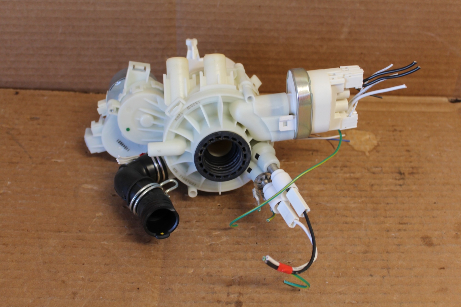 Miele Dishwasher Circulation Pump Motor Part 11064334 eBay
