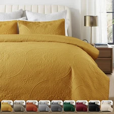 3 Piece Embossed Quilted Bedspread Reversible Queen King Size Coverlet Bed Throw