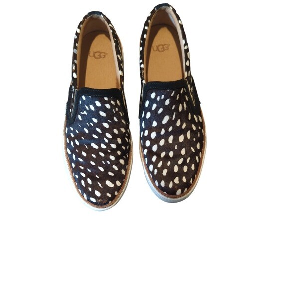 Ugg Black Polka Dot Slip-On Loafers Size 6 Comfortable Women's Shoes-image