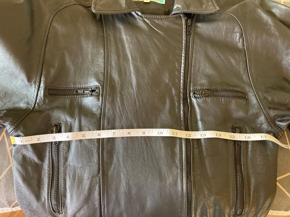 Vintage Women’s G-III Moto Zipper Jacket Short 100% Leather Black Med - Image 4 of 4