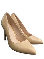 Beige pumps from Buffalo.
