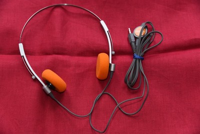 Sony MDR-4 DYNAMIC Stereo Headphones For TPS-L2 WM-3 Walkman Cassette  Player