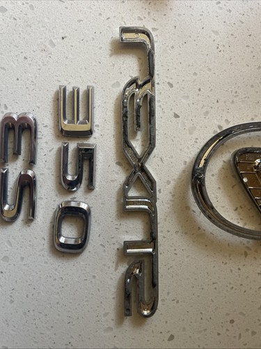 07 08 09 10 11 12 13 14 15 16 17 LEXUS ES350 REAR EMBLEM LOGO BADGE SIGN TRUNK - Picture 3 of 4