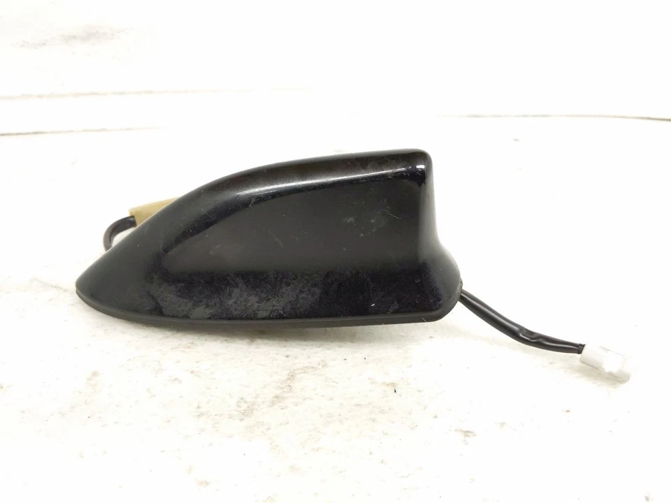 Antena Toyota Prius C 2015-2019 - techo Mtd - carcasa * - 86960-52041-C0 Foto 2 de 4