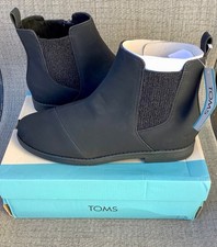 Toms Charlie booties black Nubuck upper, Chelsea style youth size 6 high quality