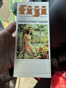 1970's FIJI, 300 ISLANDS IN THE SUN - MAPS & STREET GUIDE Brochure