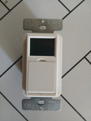 GE 15 Amp In-Wall 3-Way Daylight Adjusting Digital Timer Switch GE53122