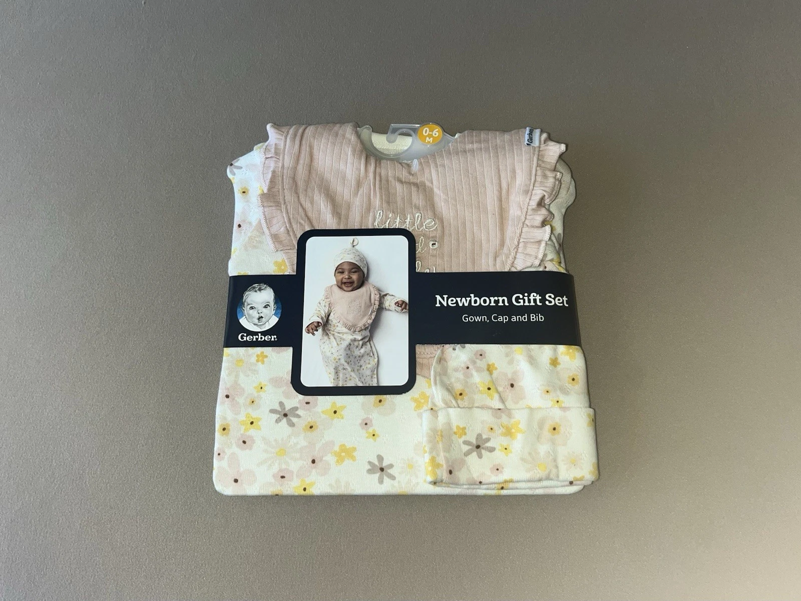 0-6 Months Baby Girls Newborn Gift Set-Cap, Layette Gown & Bib, New With Tags!