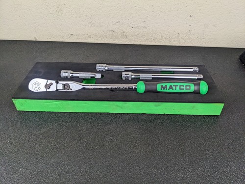 #bo054 Matco Tools 3/8" Drive Locking Flex Ratchet + Extensions Foam Set Green