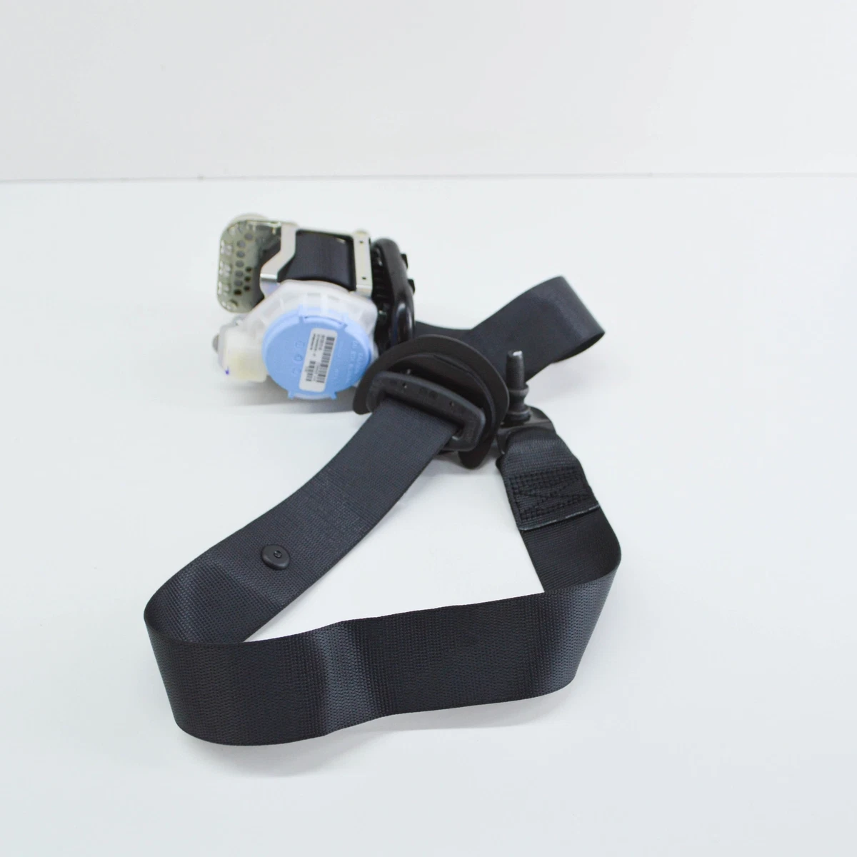 MERCEDES-BENZ GLA X156 Front Left Seat Belt A17686021859C94 NEW 