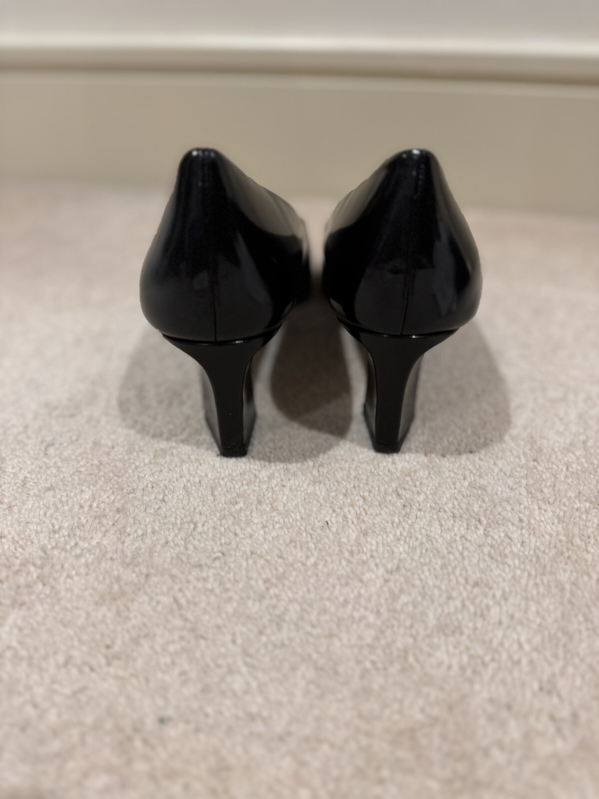 Massimo Dutti pointed high heel shoes size 7 image 7