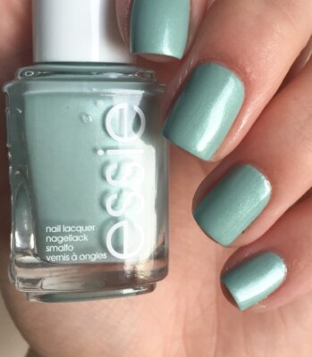 Nagellack Essie, Nr. 410 passport to happiness, Mint  Schimmer 13,5ml NEU.