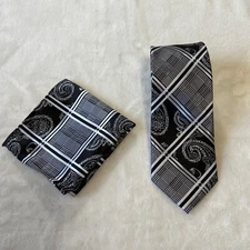 Silk Designer 58" Necktie & Matching Pocket Square Black Silver Plaid Paisley