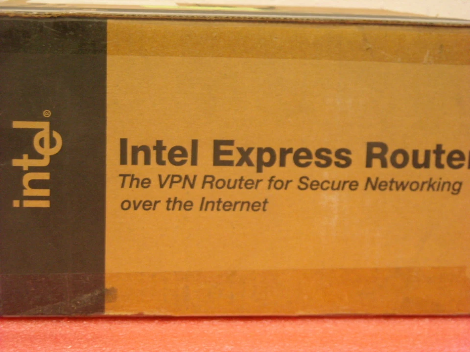 Router de red VPN Intel Express 8100 con RDSI BRI/U ER8100UUS, NUEVO EN CAJA Foto 2 de 3